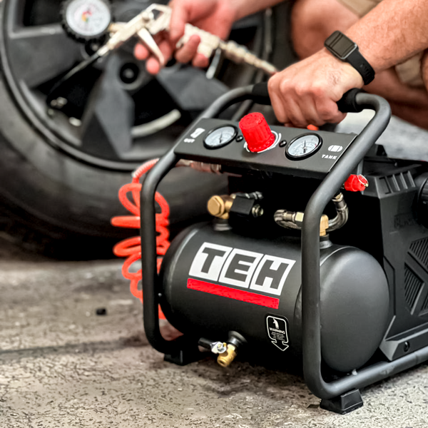 Compresor de Aire Inalámbrico 3L  + 1 Batería + Cargador TEHTOOLS