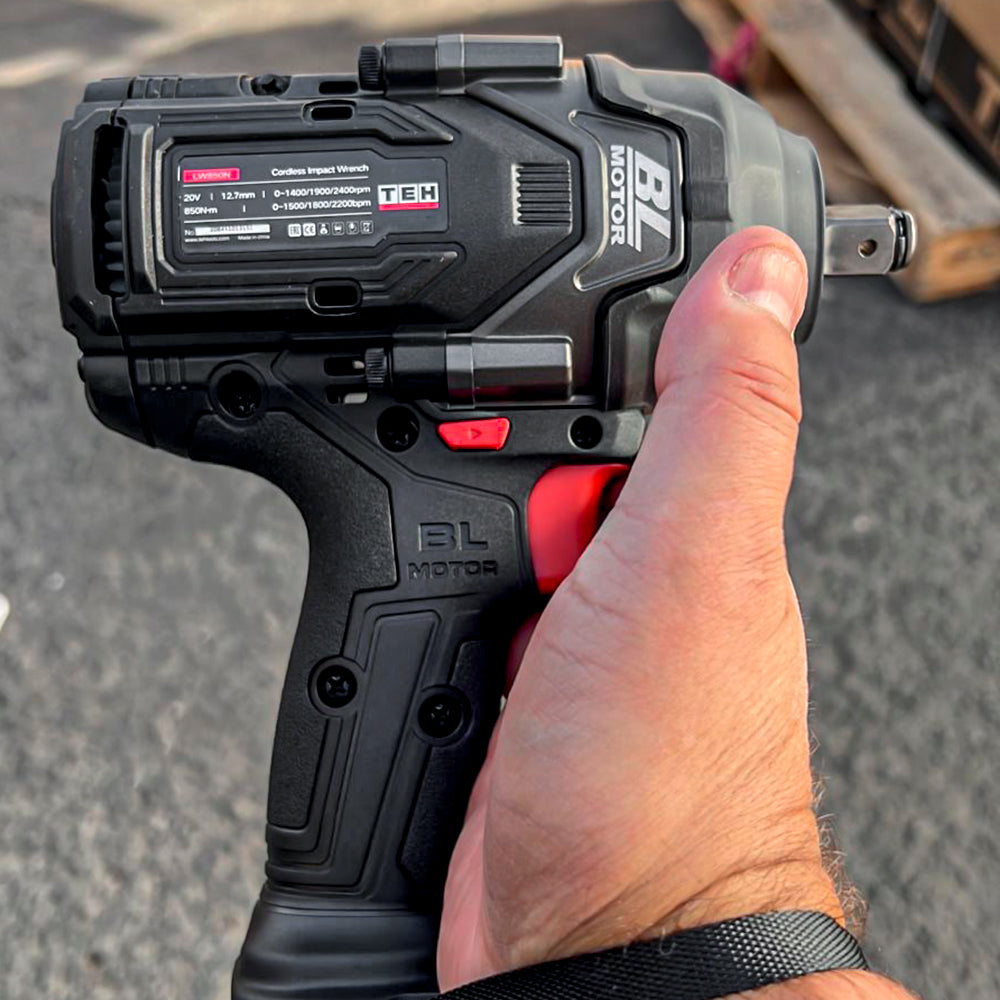 Llave de Impacto Inalámbrica 20V 850NM TEHTOOLS
